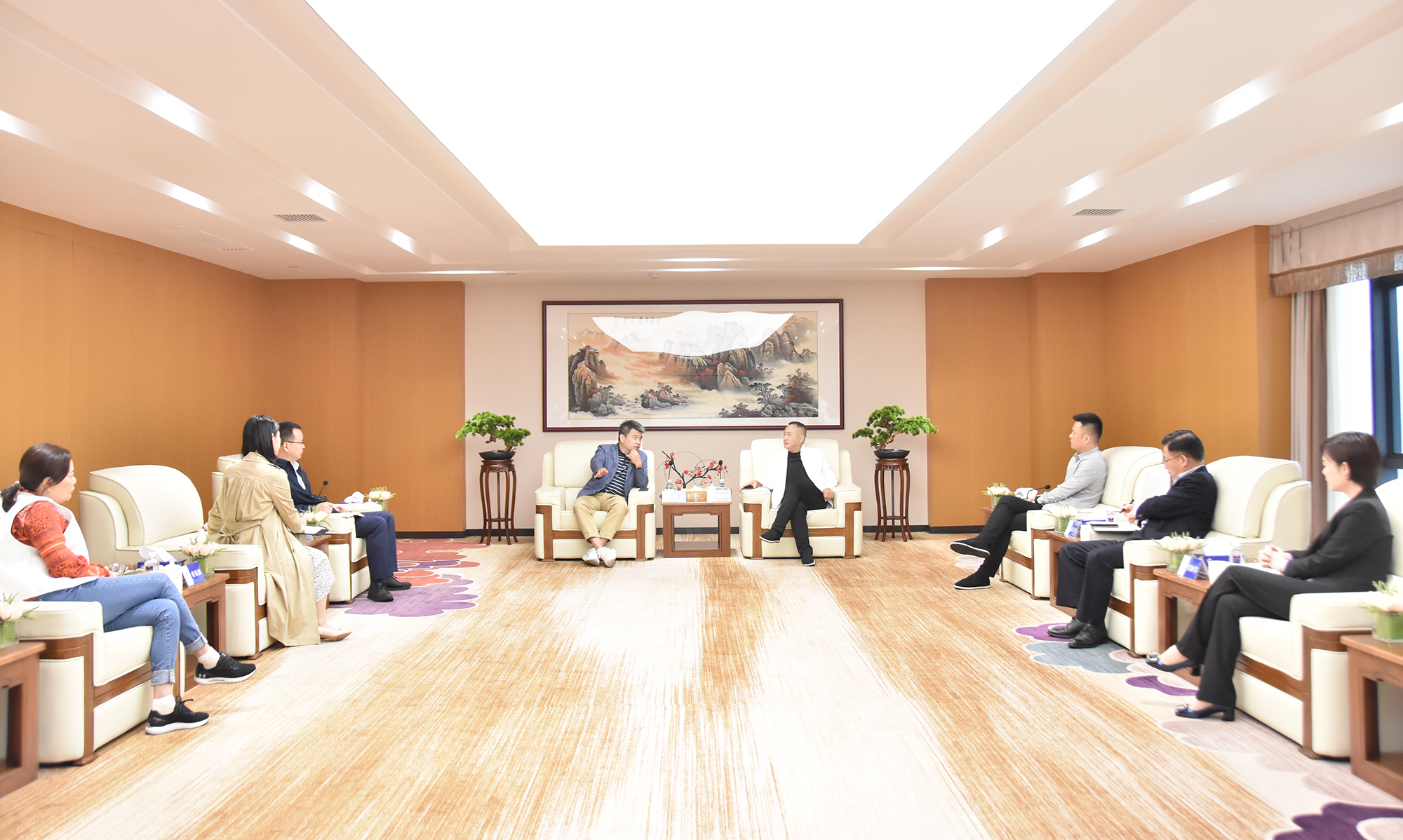 聚力“双碳”赋新能 打造绿色低碳示范园区(图1)